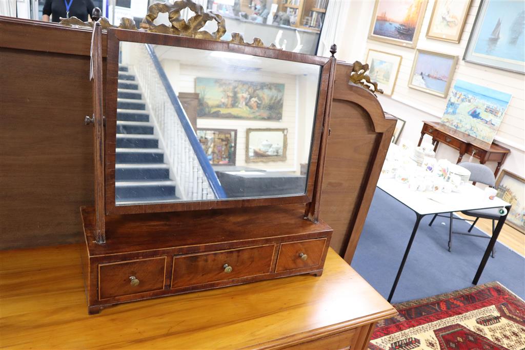 A George III mahogany box base toilet mirror, width 63cm, depth 23cm, height 64cm